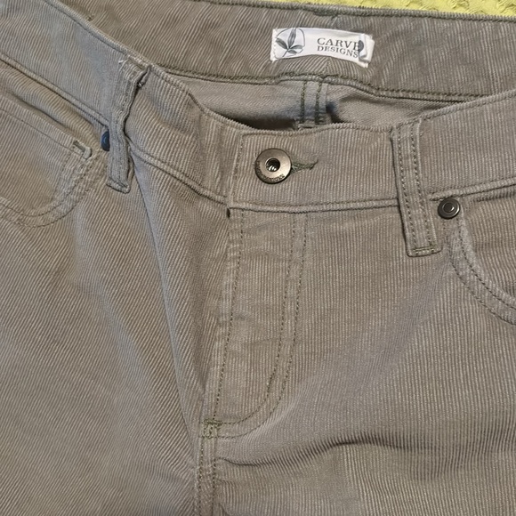 Women’s Carve Design corduroys. - Picture 5 of 5